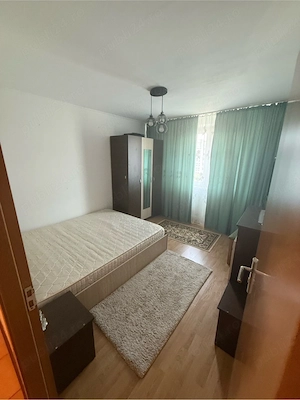 Propietar vand apartament 3 camere   Zona Crangasi. Pentru detalii sunați la   - imagine 6