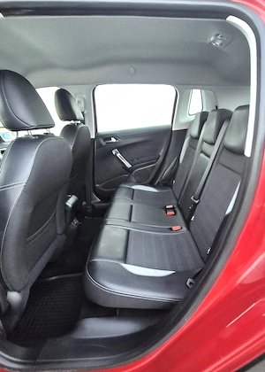 PEUGEOT 2008 GT Line 1.2 110CP AN2018 Automat Euro6 - imagine 13