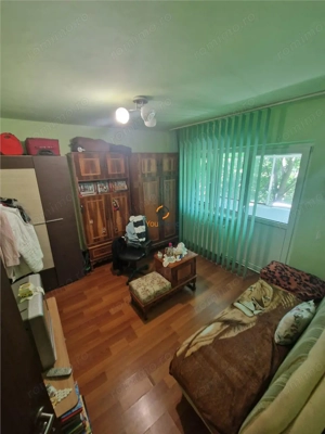 Decomandat 3 Camere 2 Bai 2 Balcoane Zona  Aradului - imagine 14