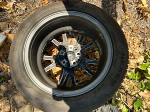 Original BMW Full LED Headlights + Original BMW Wheels with Nexen 4 Season Tires – Excellent Conditi - imagine 2