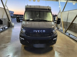 Vând auto platforma iveco  2019. - imagine 2