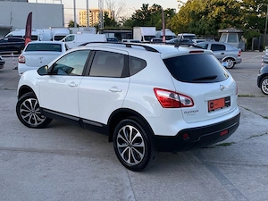 nissan qashqai panoramik 1.5 dci interior piele+textil deosebita alb perlat km reali parc auto - imagine 5