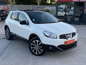 nissan qashqai panoramik 1.5 dci interior piele+textil deosebita alb perlat km reali parc auto
