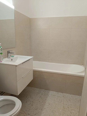 inchiriez apt. 3 camere, semidecomandat, Dr. Taberei, Razoare, etaj 3 3 - imagine 7
