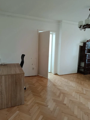 inchiriez apt. 3 camere, semidecomandat, Dr. Taberei, Razoare, etaj 3 3 - imagine 5