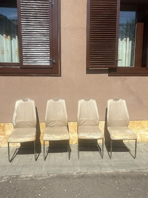 Set 4 scaune 