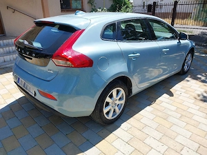 Volvo V40 D2 Momentum   2017   Automat   63.000 km - imagine 3