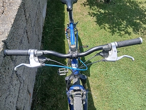 Vând bicicletă