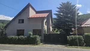 Casa de vanzare