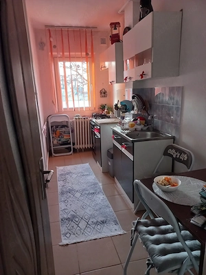 Garsoniera, decomandata, Tractorul, zona case Coresi