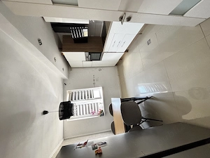 Apartament generos - imagine 4