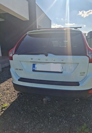 Vând Volvo XC60 2011 - imagine 8