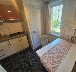 Inchiriez apartament cu 3 camere, Targu Mures - imagine 3