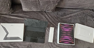 Vând iPad Pro 12.9" (2022) 6th Gen Cellular, 256 GB, Space Gray 10 10