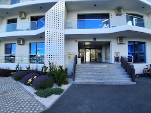 Apartament nou ,modern mobilat , cu priveliște superbă   locație central zona exclusivista  