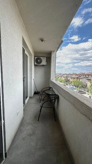 PROPRIETAR                         Inchiriez ap cu o cameră 