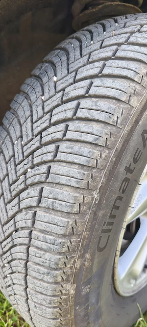 Hyundai IX35 136 cp diesel 2.0 4x4  - imagine 10