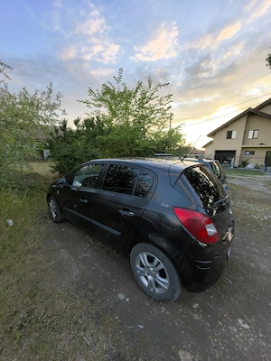 Opel corsa  - imagine 2