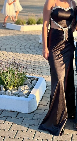 Vând rochie eleganta 