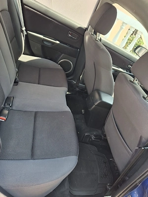Vând Mazda 3, an de fabricație 2008 - imagine 2