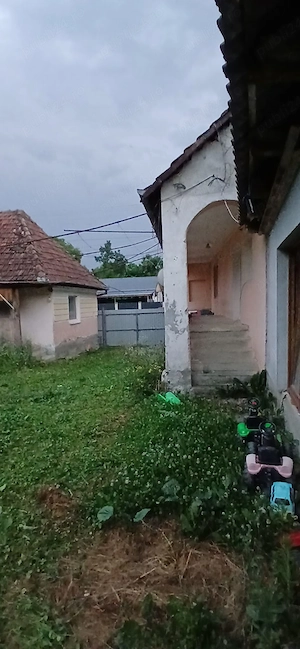 Vând casa cu gradina in Boholt județul Brasov - imagine 4
