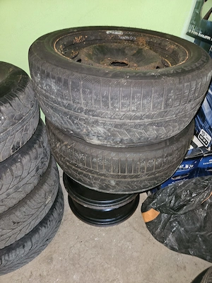 Set 4 jante de otel (tablă) BMW seria X1 R17 stare bună Preț avantajos 200 lei/set;