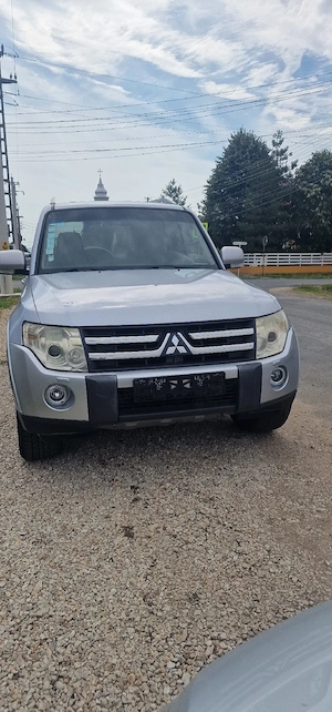 Mitsubishi Pajero 3.2DID Autoutilitara  - imagine 5
