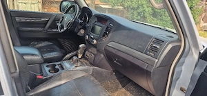 Mitsubishi Pajero 3.2DID Autoutilitara  - imagine 9