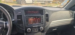 Mitsubishi Pajero 3.2DID Autoutilitara  - imagine 7
