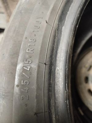 Vind anvelope Pirelli 245 45 18 - imagine 2
