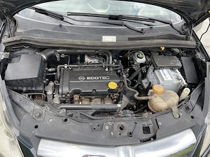 Corsa D 2007 1.2 benzina 162.000km - imagine 8