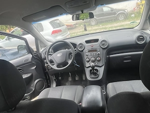 Kia Karens 1.6 benzină+gaz  - imagine 3