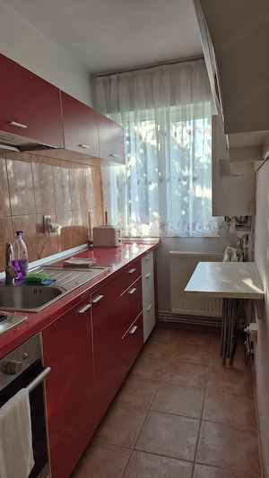 Vand apartament 2 camere Str. Tineretului - imagine 3