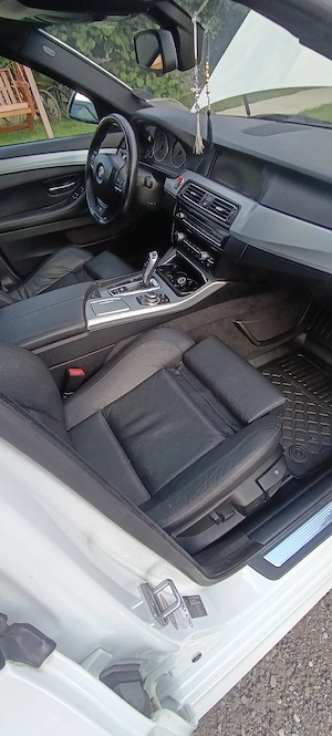 Vând BMW 525d F10 an  2012   M Paket interior-exterior , Cutie Automată, Piele, Navi Mare - imagine 7