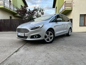 Văd Ford s Max 