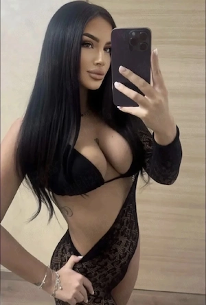 Vanessa , fac si deplasari !!