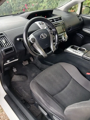 Toyota prius plus  - imagine 2