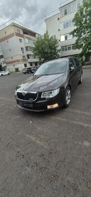 Skoda Superb, 1.6 diesel - imagine 6