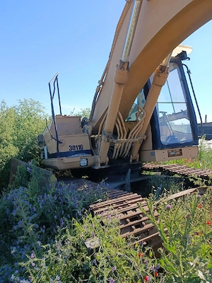 Excavator CAT   2Buc. - imagine 2