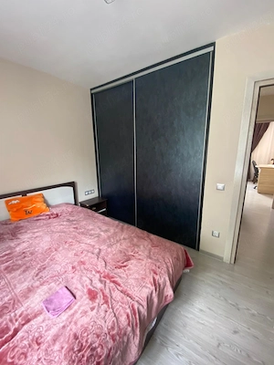 Inchiriez apartament cu 3 camere  - imagine 7