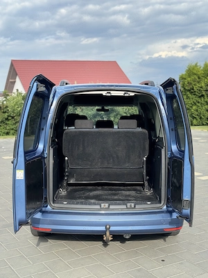 VW Caddy Maxi 2017 - 7 locuri - imagine 4