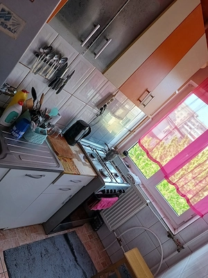 Vând apartament cu 3 camere zona ostroveni  - imagine 4