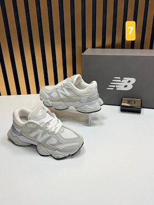 adidasi dama New Balance