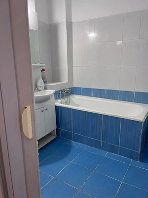 Inchiriez ap cu 2 camere semidecomandat peste drum de Iulius Mall - imagine 2