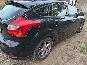 Vând ford focus mk3  - imagine 4