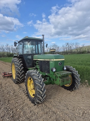 john deere 3040 - imagine 3