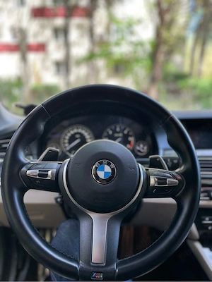 Vând Bmw Seria 5 530d Xdrive  - imagine 6