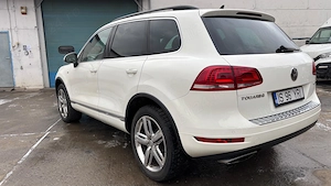 VW Touareg 4,2 V8 2012 - imagine 4