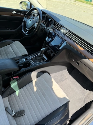 Volkswagen Passat B8 Variant 2.0 TDI 190 CP DSG 4Motion   2019 (în acte)  Se vinde Volkswagen Passat - imagine 9