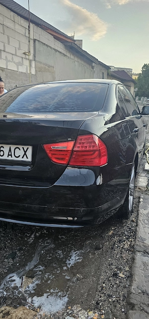 Vând BMW 318d e90 2012 facelift cutie automată - imagine 7